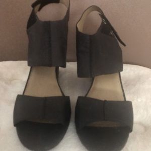 9 West Brown/Black wedges 💥